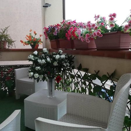 Domus Aurea Bed & Breakfast Oristano Exterior photo