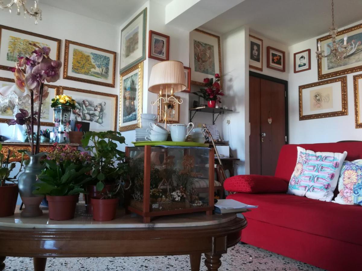 Domus Aurea Bed & Breakfast Oristano Exterior photo