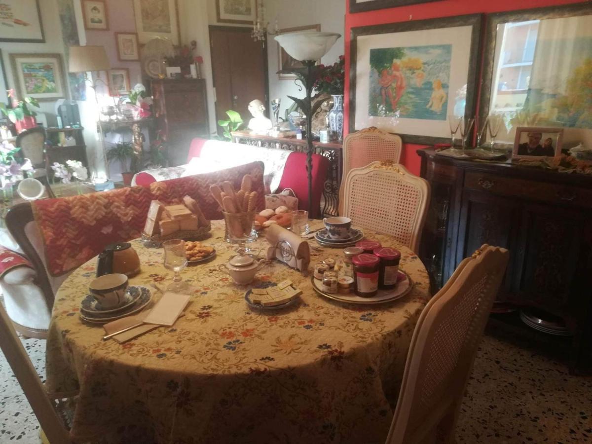 Domus Aurea Bed & Breakfast Oristano Exterior photo